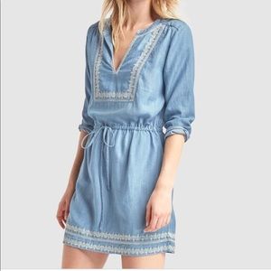 GAP embroidered denim dress